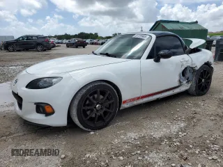 2014 Mazda MX-5 Miata Club z VIN JM1NC2MF1E0236686, wystawiony jako Copart lot #65129985 z przebiegiem 71 415 mil mil oraz Szkoda całkowita • Salvage title. Historia ofert i sprzedaży dostępna na DreamBid. Obrazek 1.