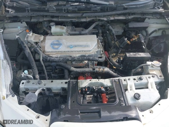 2012 Nissan LEAF SL with VIN JN1AZ0CP5CT017787, listed as a IAAI auction lot 42016039 with 99,647 mi miles. Bid and sale history available at carsss.com. Image 10.