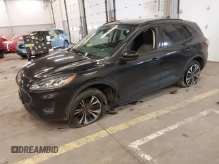 2022 Ford Escape SE with VIN 1FMCU9G65NUB13177, listed as a IAAI auction lot 41637710 with 34,152 mi miles. Bid and sale history available at carsss.com. Image 17.