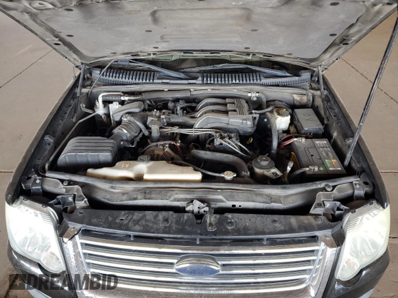 2007 Ford Explorer XLT z VIN 1FMEU73E17UB09267, wystawiony jako Copart lot #58096675 z przebiegiem 200 662 mil mil oraz Szkoda całkowita • Salvage title. Historia ofert i sprzedaży dostępna na DreamBid. Obrazek 11.