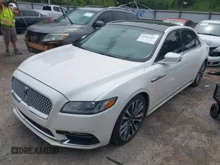 2018 Lincoln Continental Select with VIN 1LN6L9SK5J5615051, listed as a IAAI auction lot 42462912 with 77,581 mi miles and . Bid and sale history available at DreamBid. Image 2.