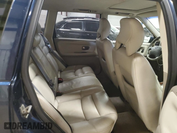 1998 Volvo V70 XC with VIN YV1LZ5643W2526768, listed as a Copart auction lot 51146585 with 150,121 mi miles and Salvage Title. Bid and sale history available at carsss.com. Image 10.