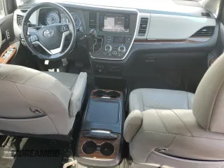2015 Toyota Sienna XLE with VIN 5TDYK3DC0FS543020, listed as a Copart auction lot 61479225 with 221,814 mi miles and Salvage title. Bid and sale history available at DreamBid. Image 8.