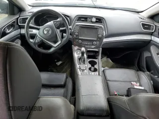 2017 Nissan Maxima SL z VIN 1N4AA6AP2HC393287, wystawiony jako Copart lot #58238035 z przebiegiem Nie podano mil oraz Szkoda całkowita • Salvage title. Historia ofert i sprzedaży dostępna na DreamBid. Obrazek 8.