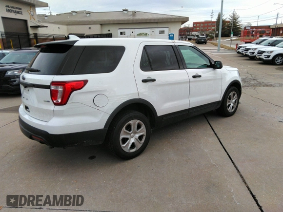 2017 Ford Police Interceptor Utility z VIN 1FM5K8AR4HGD25759, wystawiony jako IAAI lot #41668078 z przebiegiem 100 108 mil mil oraz . Historia ofert i sprzedaży dostępna na DreamBid. Obrazek 4.