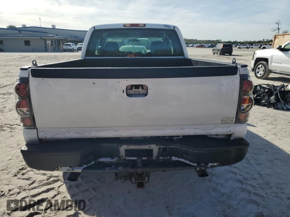 2000 Chevrolet Silverado 1500 with VIN 2GCEC19WXY1380555, listed as a Copart auction lot 41384365 with 244,927 mi miles and Clean Title. Bid and sale history available at DreamBid. Image 6.
