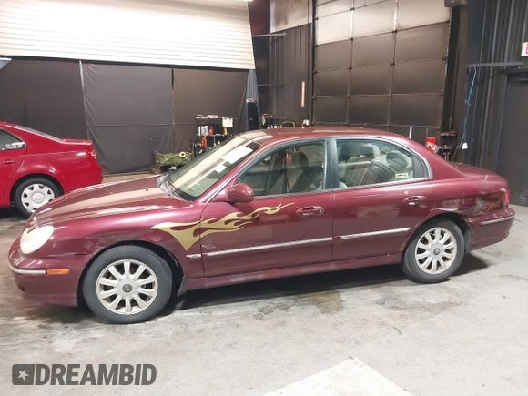 2003 Hyundai Sonata GLS with VIN KMHWF35H13A882475, listed as a IAAI auction lot 41863570 with 168,303 mi miles. Bid and sale history available at carsss.com. Image 6.