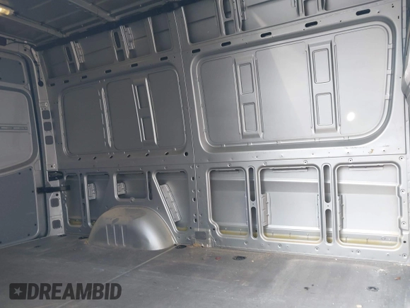 2016 Mercedes-Benz Sprinter Cargo with VIN WD3PE7DD0GP204413, listed as a IAAI auction lot 41503035 with 184,000 mi miles. Bid and sale history available at carsss.com. Image 8.