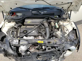 2014 MINI Coupe S z VIN WMWSX3C5XET409347, wystawiony jako Copart lot #56321384 z przebiegiem 81 070 mil mil oraz Szkody całkowita. Historia ofert i sprzedaży dostępna na DreamBid. Obrazek 13.