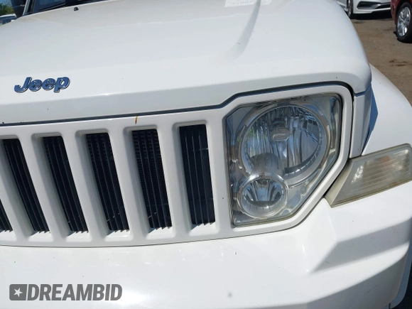 2009 Jeep Liberty Sport with VIN 1J8GN28K89W536182, listed as a IAAI auction lot 42086597 with 161,928 mi miles. Bid and sale history available at carsss.com. Image 6.