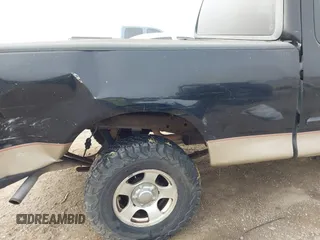 2000 Ford F-150 XL with VIN 1FTRX17L4YKB03771, listed as a IAAI auction lot 41668491 with 1 mi miles. Bid and sale history available at carsss.com. Image 6.