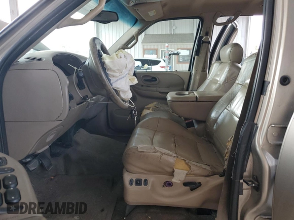 2001 Ford F-150 XLT with VIN 1FTRW07L11KB49920, listed as a Copart auction lot 62122775 with 227,175 mi miles and Salvage title. Bid and sale history available at DreamBid. Image 7.
