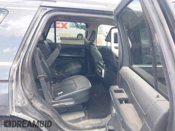 2022 Ford Expedition XLT with VIN 1FMJU1JT3NEA66717, listed as a IAAI auction lot 42674245 with 70,250 mi miles and . Bid and sale history available at DreamBid. Image 8.