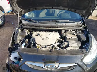 2013 Hyundai Accent GL with VIN KMHCT5AE6DU128989, listed as a IAAI auction lot 41744428 with 92,102 mi miles. Bid and sale history available at carsss.com. Image 10.