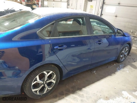 2020 Kia Forte LXS with VIN 3KPF24AD6LE242204, listed as a IAAI auction lot 41840452 with NaN miles. Bid and sale history available at carsss.com. Image 13.
