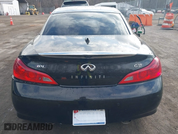 2013 Infiniti G37 with VIN JN1CV6FE4DM230243, listed as a IAAI auction lot 41913155 with Not Provided miles and . Bid and sale history available at carsss.com. Image 16.
