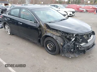 2015 Nissan Altima S z VIN 1N4BL3AP6FC102543, wystawiony jako IAAI lot #40881601 z przebiegiem 105 670 mil mil oraz . Historia ofert i sprzedaży dostępna na DreamBid. Obrazek 1.