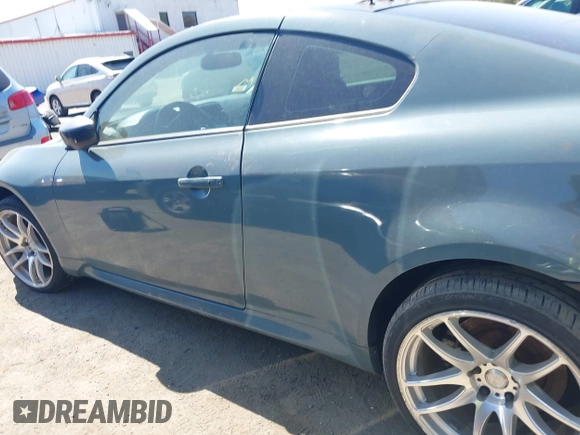 2010 Infiniti G37 Coupe x with VIN JN1CV6EL5AM151255, listed as a IAAI auction lot 42063389 with 1 mi miles. Bid and sale history available at carsss.com. Image 14.