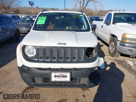 2018 Jeep Renegade Sport with VIN ZACCJBAB3JPJ29591, listed as a IAAI auction lot 41579924 with 62,900 mi miles. Bid and sale history available at carsss.com. Image 12.