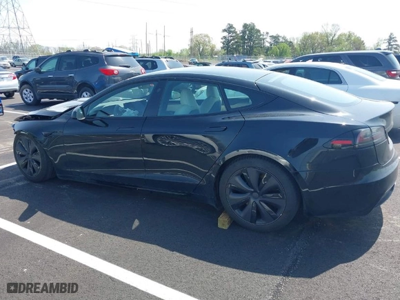 2022 Tesla Model S with VIN 5YJSA1E56NF490064, listed as a IAAI auction lot 41858477 with 1 mi miles. Bid and sale history available at carsss.com. Image 14.