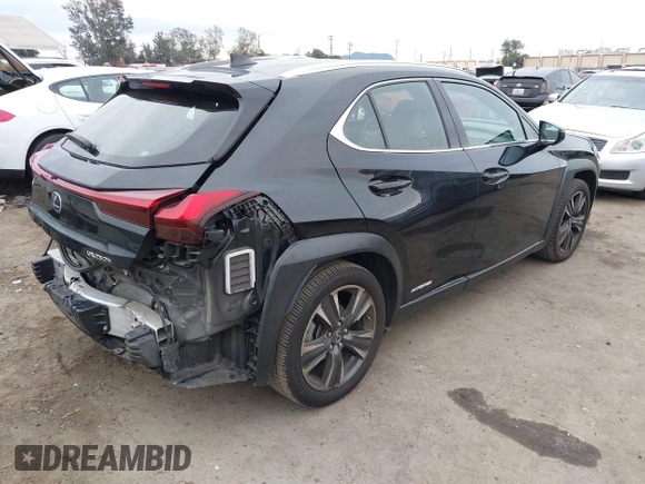 2021 Lexus UX 250h z VIN JTHX9JBHXM2049972, wystawiony jako IAAI lot #40956792 z przebiegiem 47 882 mil mil oraz . Historia ofert i sprzedaży dostępna na DreamBid. Obrazek 4.