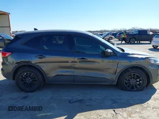 2020 Ford Escape SE Sport Hybrid with VIN 1FMCU0BZ3LUB48570, listed as a IAAI auction lot 41729696 with 65,714 mi miles and . Bid and sale history available at carsss.com. Image 13.