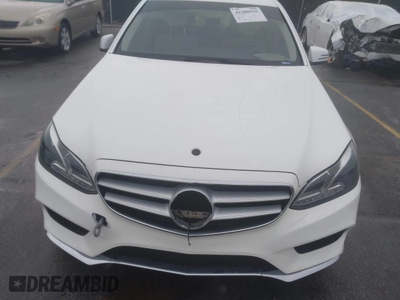 2015 Mercedes-Benz E 350 Sport with VIN WDDHF5KBXFB099488, listed as a IAAI auction lot 41288935 with 81,689 mi miles and . Bid and sale history available at DreamBid. Image 16.