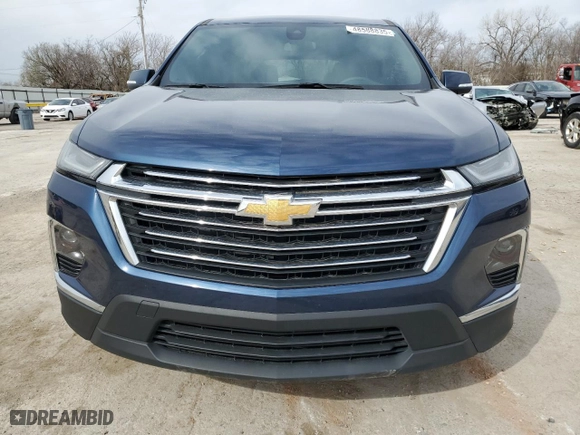 2023 Chevrolet Traverse LT Cloth with VIN 1GNERGKW2PJ129228, listed as a Copart auction lot 48588835 with 40,724 mi miles and Salvage Title. Bid and sale history available at carsss.com. Image 5.
