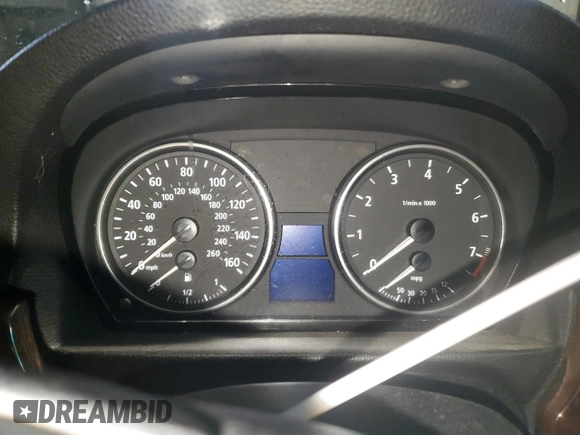 2006 BMW 3 Series 325i with VIN WBAVB17566NK39083, listed as a Copart auction lot 86689134 with Not Provided miles and Clean Title. Bid and sale history available at DreamBid. Image 9.