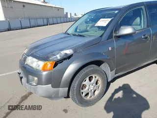 2005 Saturn VUE with VIN 5GZCZ534X5S857015, listed as a IAAI auction lot 42084899 with 196,732 mi miles. Bid and sale history available at carsss.com. Image 12.