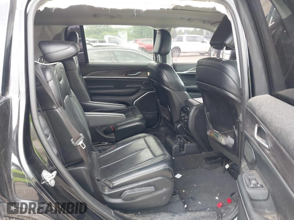 2021 Jeep Grand Cherokee Limited with VIN 1C4RJKBG2M8108265, listed as a IAAI auction lot 42099084 with 41,587 mi miles and . Bid and sale history available at DreamBid. Image 8.