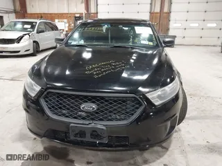2015 Ford Sedan Police Interceptor with VIN 1FAHP2MK1FG188992, listed as a IAAI auction lot 41993150 with 39,930 mi miles. Bid and sale history available at carsss.com. Image 12.