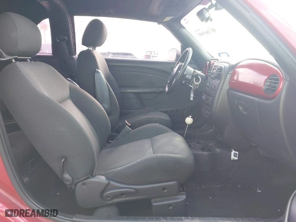 2005 Chrysler PT Cruiser Touring with VIN 3C3EY55E55T291089, listed as a IAAI auction lot 41784960 with 110,227 mi miles. Bid and sale history available at carsss.com. Image 5.
