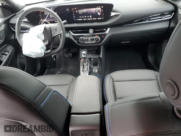 2025 Buick Envista Sport Touring with VIN KL47LBEP8SB056079, listed as a Copart auction lot 88099265 with 3,105 mi miles and Salvage Title. Bid and sale history available at DreamBid. Image 8.
