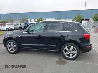 2011 Audi Q5 Premium Plus z VIN WA1DKAFP8BA081763, wystawiony jako IAAI lot #42343565 z przebiegiem 106 193 mil mil oraz . Historia ofert i sprzedaży dostępna na DreamBid. Obrazek 14.