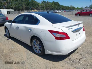 2010 Nissan Maxima 3.5 SV w/Premium Pkg with VIN 1N4AA5AP0AC864580, listed as a IAAI auction lot 42142007 with 186,845 mi miles. Bid and sale history available at carsss.com. Image 3.