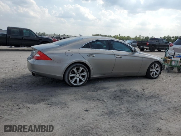 2008 Mercedes-Benz CLS 550 с VIN WDDDJ72X48A130456, выставлен на аукционе Copart как лот 42785025 с пробегом 157 426 миль миль и Списание • Salvage title. История ставок и продаж доступна на DreamBid. Изображение 3.