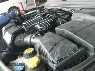 2013 Land Rover Range Rover Sport HSE z VIN SALSF2D48DA793816, wystawiony jako IAAI lot #43209770 z przebiegiem 102 928 mil mil oraz . Historia ofert i sprzedaży dostępna na DreamBid. Obrazek 19.