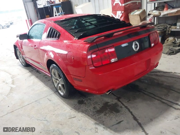 2008 Ford Mustang GT Deluxe with VIN 1ZVHT82H685191785, listed as a IAAI auction lot 41683320 with NaN miles. Bid and sale history available at carsss.com. Image 3.