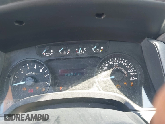 2011 Ford F-150 XL с VIN 1FTMF1CM1BKE13265, выставлен на аукционе IAAI как лот 41973290 с пробегом 246 958 миль миль и . История ставок и продаж доступна на DreamBid. Изображение 7.