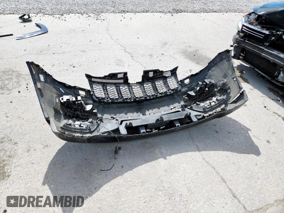 2018 Jeep Grand Cherokee Summit z VIN 1C4RJFJG6JC341843, wystawiony jako Copart lot #62220685 z przebiegiem 66 807 mil mil oraz Szkoda całkowita • Salvage title. Historia ofert i sprzedaży dostępna na DreamBid. Obrazek 13.