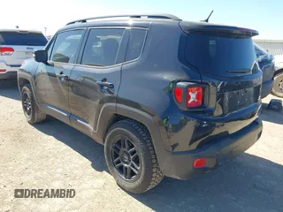 2016 Jeep Renegade Latitude with VIN ZACCJBBT1GPD65532, listed as a IAAI auction lot 41642242 with 124,608 mi miles. Bid and sale history available at carsss.com. Image 3.