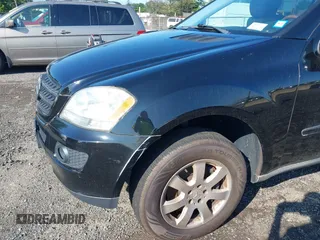 2006 Mercedes-Benz M 350 with VIN 4JGBB86E76A007773, listed as a IAAI auction lot 42517497 with 109,597 mi miles and . Bid and sale history available at DreamBid. Image 6.
