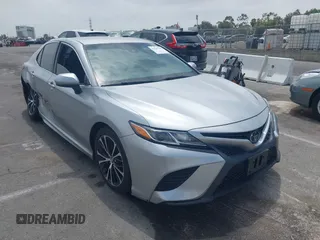 2018 Toyota Camry LE с VIN 4T1B11HK2JU066072, выставлен на аукционе IAAI как лот 42547262 с пробегом 61 113 миль миль и . История ставок и продаж доступна на DreamBid. Изображение 1.