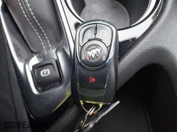 2022 Buick Encore GX Preferred with VIN KL4MMCSL3NB113137, listed as a IAAI auction lot 42346027 with 10,011 mi miles and . Bid and sale history available at DreamBid. Image 11.