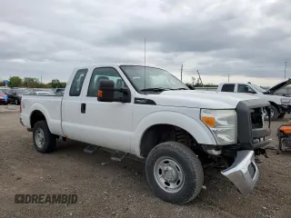 2011 Ford F-250 XL z VIN 1FT7X2B65BEC06024, wystawiony jako Copart lot #55262135 z przebiegiem 225 255 mil mil oraz Szkoda całkowita • Salvage title. Historia ofert i sprzedaży dostępna na DreamBid. Obrazek 4.