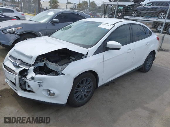 2012 Ford Focus SE с VIN 1FAHP3F2XCL121264, выставлен на аукционе IAAI как лот 42243139 с пробегом 189 442 миль миль и . История ставок и продаж доступна на DreamBid. Изображение 2.