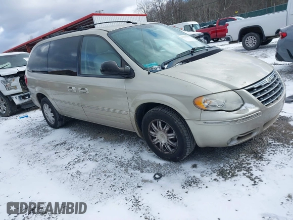2006 Chrysler Town & Country LWB Touring with VIN 2A8GP54L86R887561, listed as a IAAI auction lot 41235389 with 124,554 mi miles. Bid and sale history available at carsss.com. Image 1.