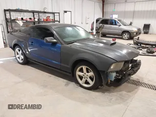 2008 Ford Mustang GT Deluxe with VIN 1ZVHT82H285206346, listed as a IAAI auction lot 41835440 with 116,750 mi miles and . Bid and sale history available at DreamBid. Image 1.