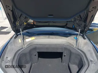 2013 Tesla Model S Performance z VIN 5YJSA1CP6DFP08779, wystawiony jako IAAI lot #42172960 z przebiegiem 136 450 mil mil oraz . Historia ofert i sprzedaży dostępna na DreamBid. Obrazek 10.